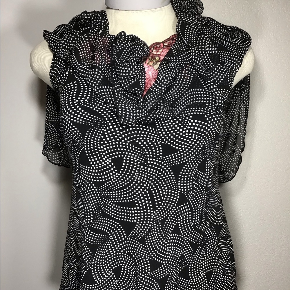 ADELE & MAY BLOUSE WOMEN Sz  M W/Poncho Cover Floral Embroidered Around The Nec - Picture 6 of 13